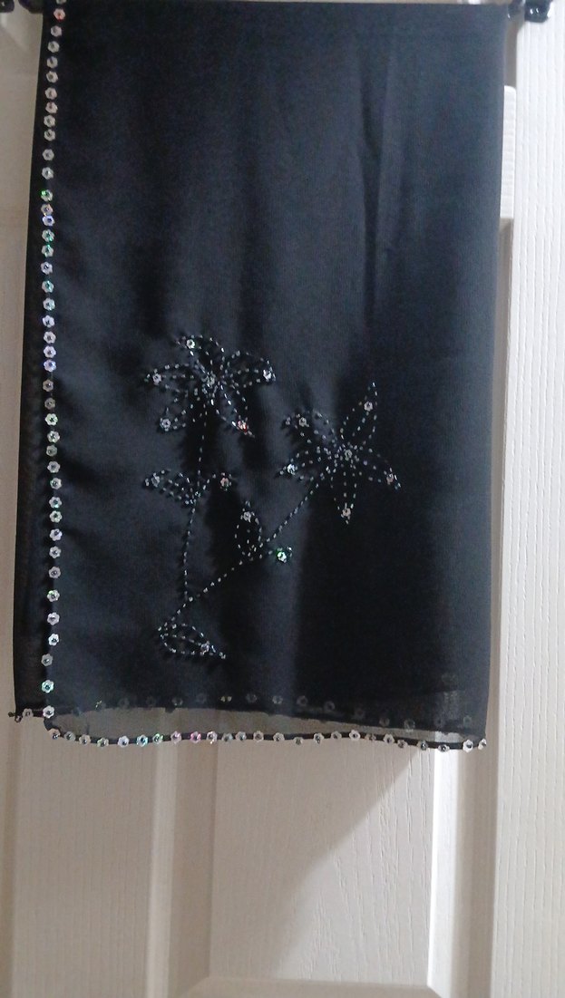 Boncuk İşlemeli Siyah Gotik Kadın Fuları - Görsel 2