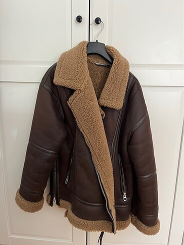 Zara Zara Mont