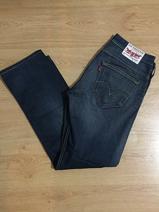 Levis jean