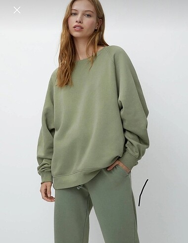 PULL & BEAR SOLUK EFEKTLİ SWEATSHIRT