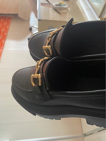 LOAFER AYAKKABI SİYAH ALTIN TOKALI
