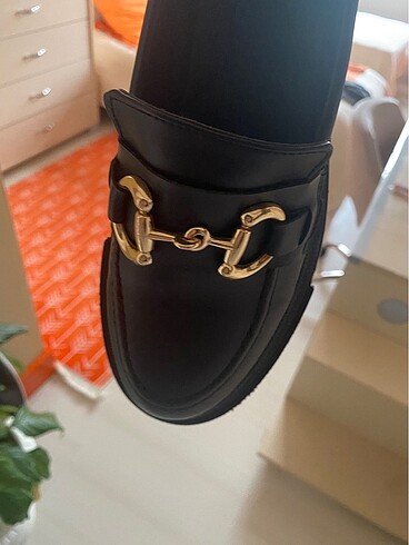 38 Beden LOAFER AYAKKABI SİYAH ALTIN TOKALI