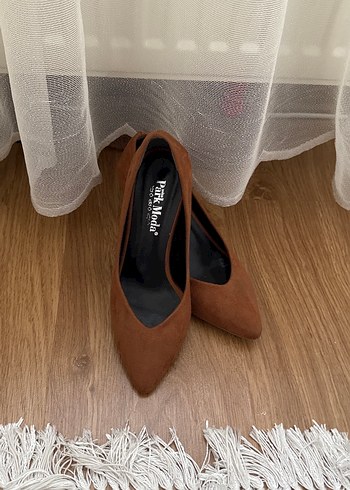 37 Beden Kadın Kahverengi Süet Stiletto Topuklu Ayakkabı