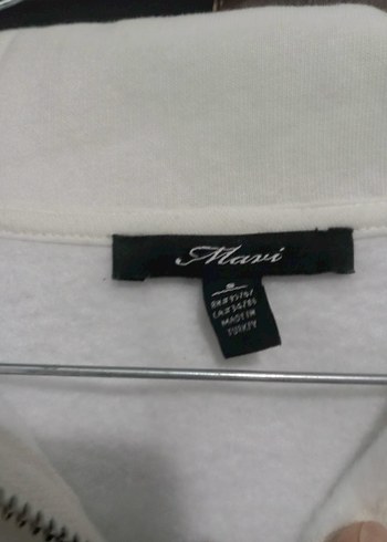 m Beden Yarım Fermuarlı Beyaz Triko Sweatshirt