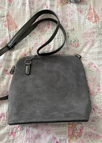 GUESS Gri Süet Kadın Çanta - Görsel 2