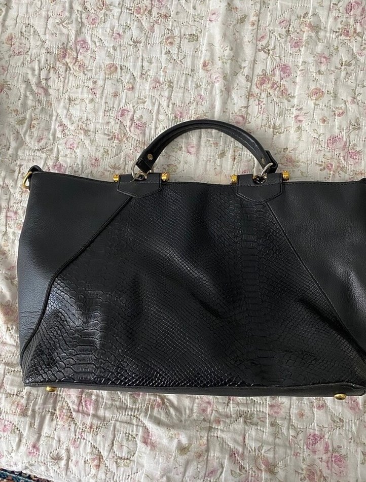 Michael Kors Siyah Yılan Derisi Desenli Deri Çanta - Görsel 3