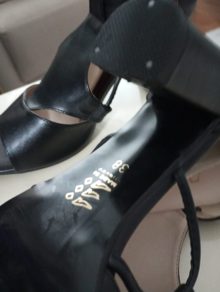 Siyah Tokalı Stiletto Topuklu Kadın Ayakkabı - Görsel 3