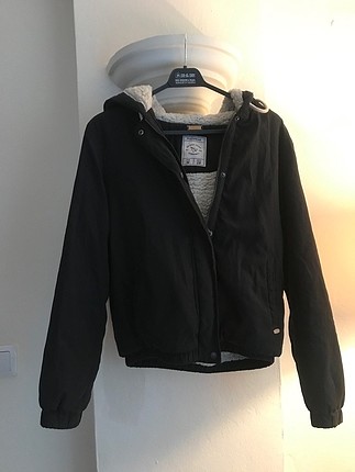 Pull bear mont 