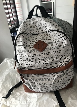 m Beden Bershka çanta 