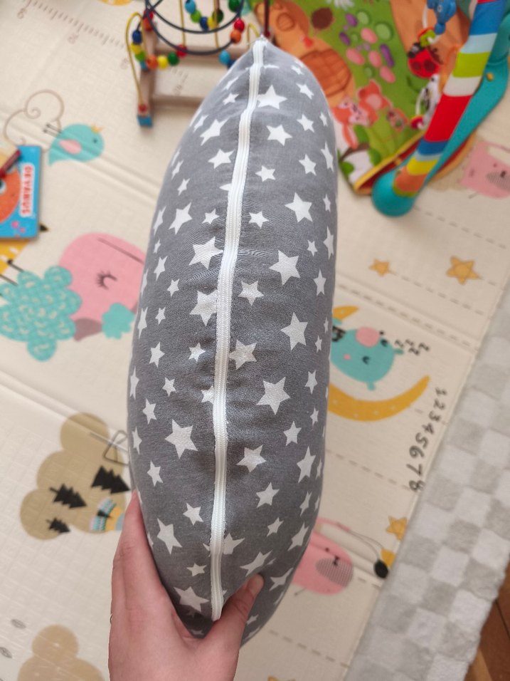 Gri Yıldız Desenli Emzirme ve Hamilelik Yastığı - Görsel 2