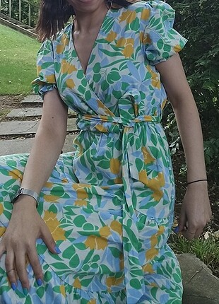 Yaz elbisesi