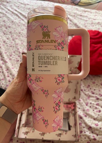 Pastel Pembe Stanley Çiçek Desenli Termos Bardak - Görsel 4