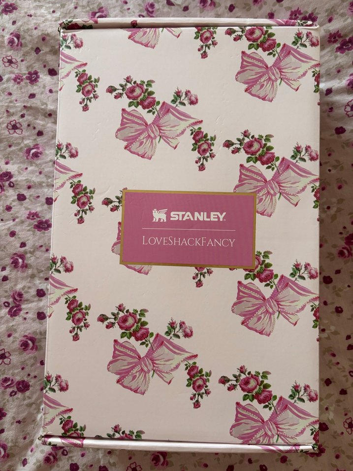 Pastel Pembe Stanley Çiçek Desenli Termos Bardak - Görsel 2