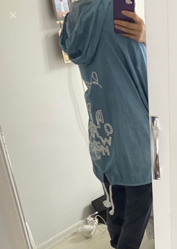 Kapüşonlu ince gömlek - Görsel 8