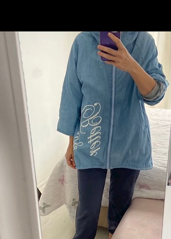 Kapüşonlu ince gömlek - Görsel 7