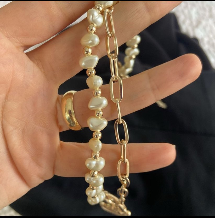 Gold Zincir Detaylı Madalyon Kolye - Görsel 3