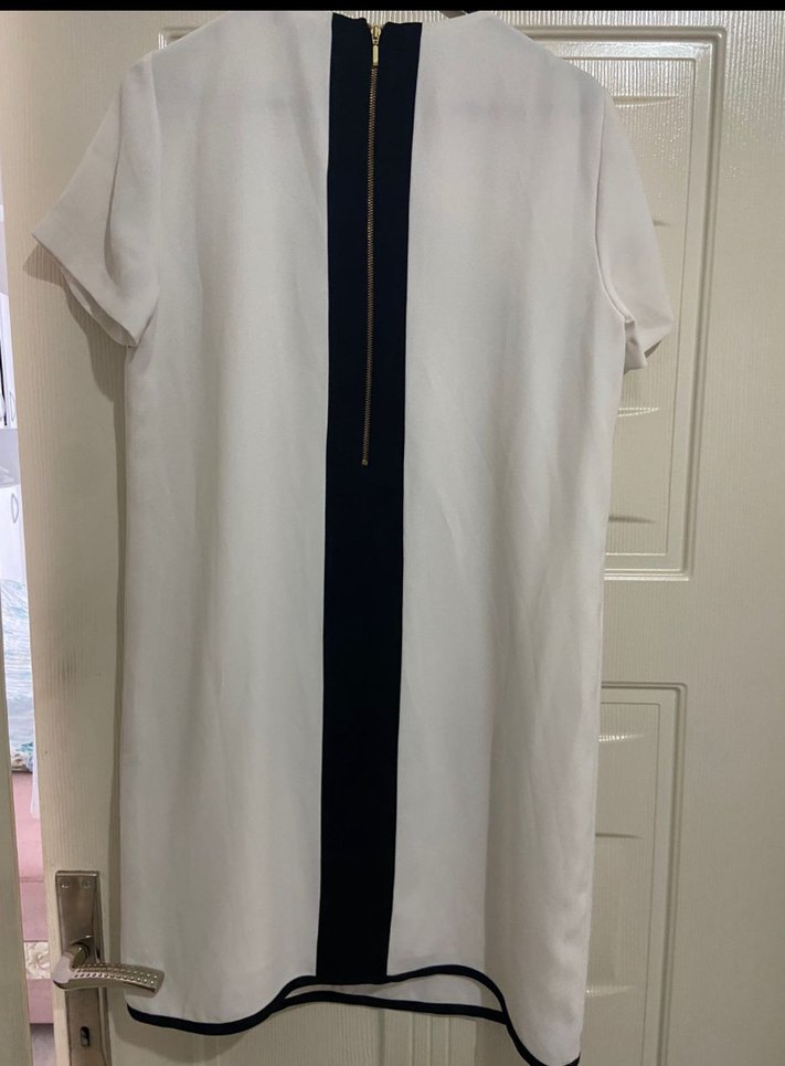 Kısa Kollu Beyaz Midi Elbise - Görsel 2