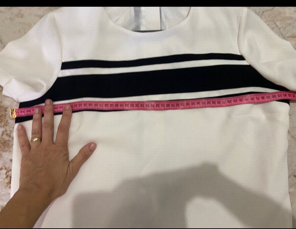 Kısa Kollu Beyaz Midi Elbise - Görsel 3