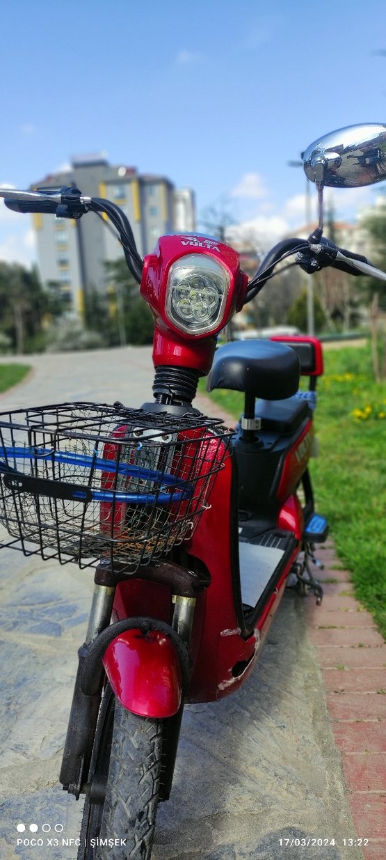 Kırmızı Volta Elektrikli Çocuk Scooterı - Görsel 2