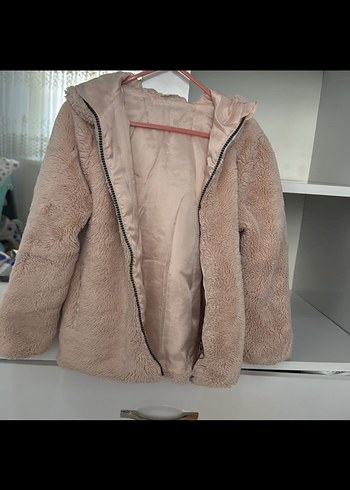 Pudra renk kız çocuk mont