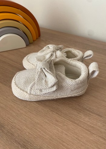 LC Waikiki Keten Kumaş Fiyonklu Bebek İlk Adım Ayakkabısı