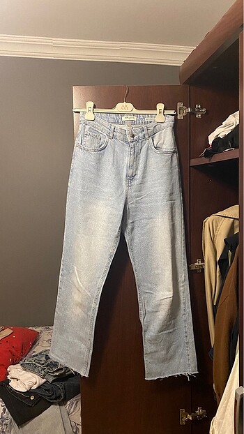Lcw straight jean