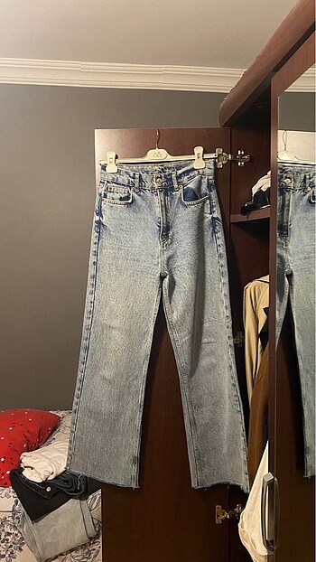Wide leg jean