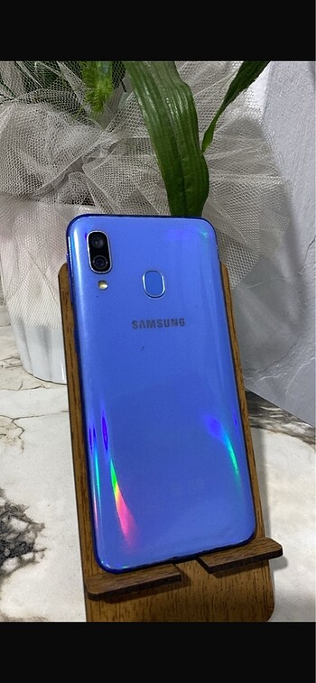 Samsung A40
