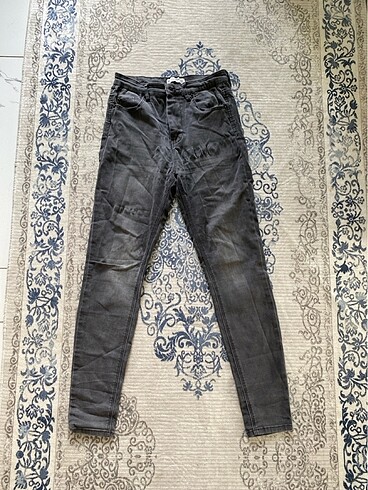 Pull and Bear Pantolon