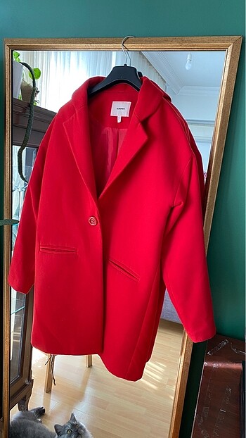 Kırmızı Ceket Kaban