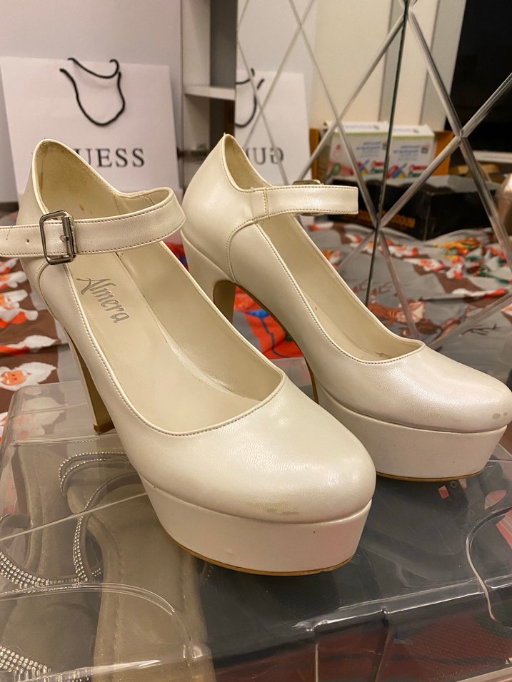 Topuklu ayakkabı - Görsel 2