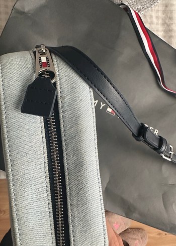 Beden Tommy Hilfiger Gri Kadın Çapraz Çanta