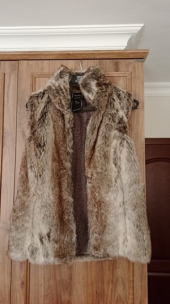 Bershka peluş yelek 