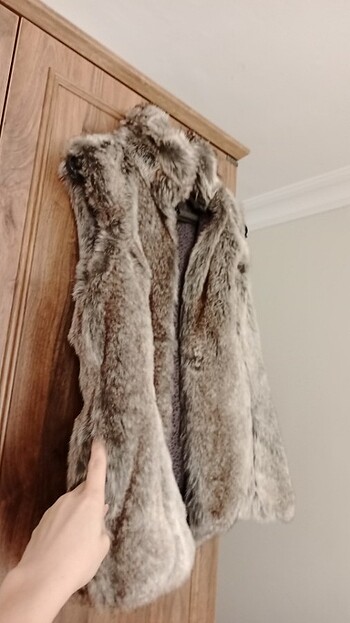 36 Beden kahverengi Renk Bershka peluş yelek