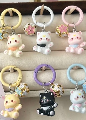 Boncuklu Bohem Tarzda Renkli Kedi Anahtarlık - Görsel 2