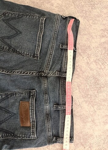 30 Beden lacivert Renk Wrangler kot pantolon