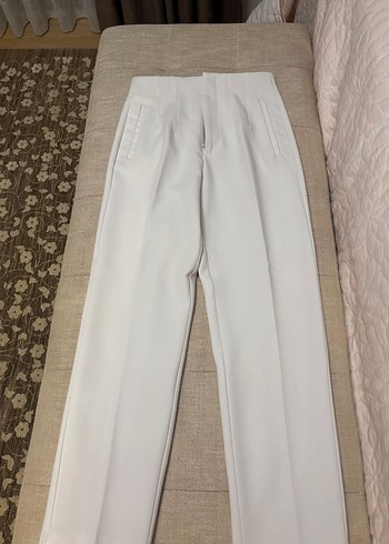 Stradivarius Stradivarius pantolon