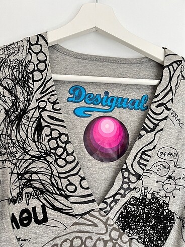 Desigual Desigual XS desenli ve işlemeli elbise