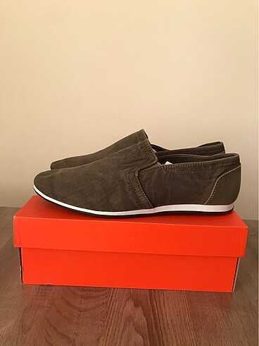Toms Haki Renk Keten Ayakkabı