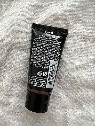 NYX Nyx fondöten