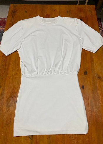 Beyaz Mini Elbise, Kısa Kollu, Yüksek Yakalı - Görsel 3