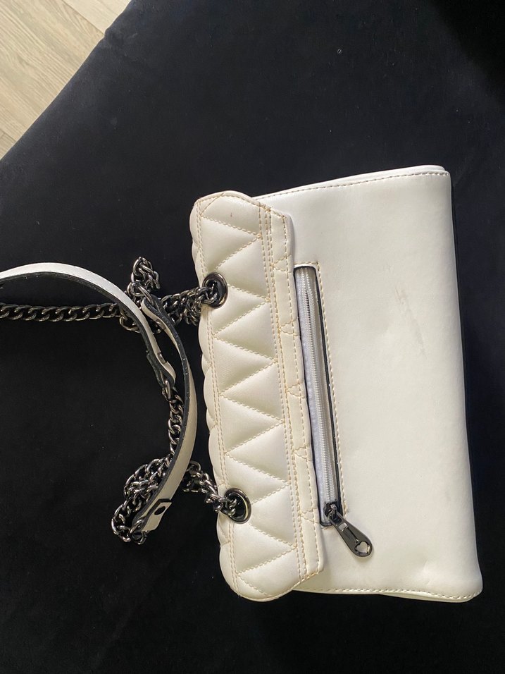 Zincir Detaylı Beyaz Deri Kadın Çanta - Görsel 3