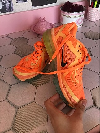 36 Beden Nike ayakkabı