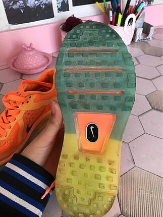36 Beden turuncu Renk Nike ayakkabı