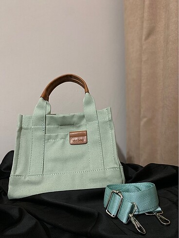  Beden siyah Renk Vio Bag Modeli