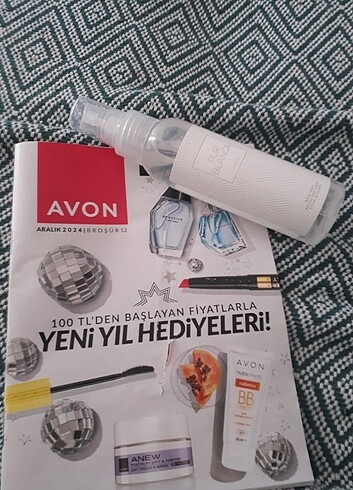 Avon Purblanca vücut spreyi 