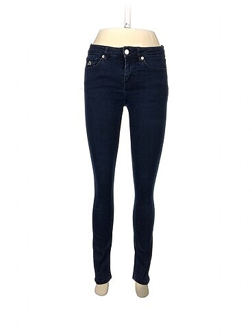 Lacoste Skinny %70 İndirimli.