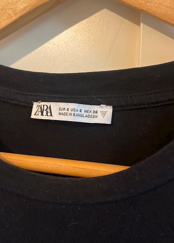 Zara Siyah Fırfırlı üst - Görsel 3