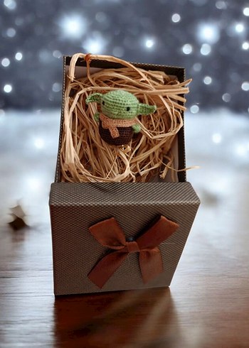 El Yapımı Küçük Yeşil Bebek Peluş Oyuncak - Görsel 3