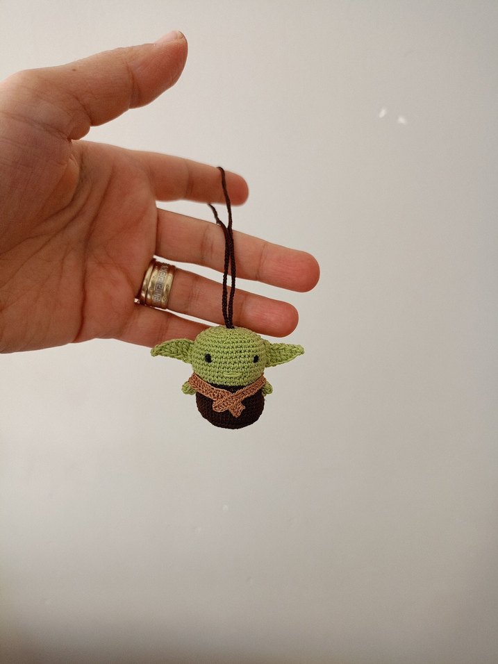 El Yapımı Küçük Yeşil Bebek Peluş Oyuncak - Görsel 2